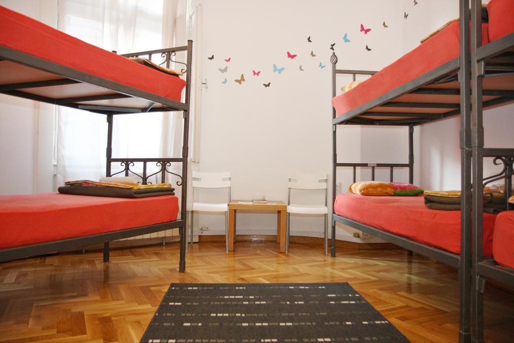 Time Hostel Beograd Phòng bức ảnh