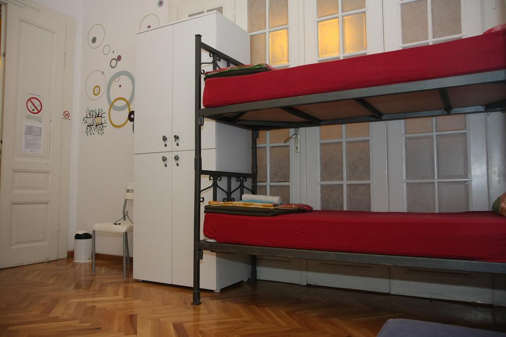 Time Hostel Beograd Phòng bức ảnh