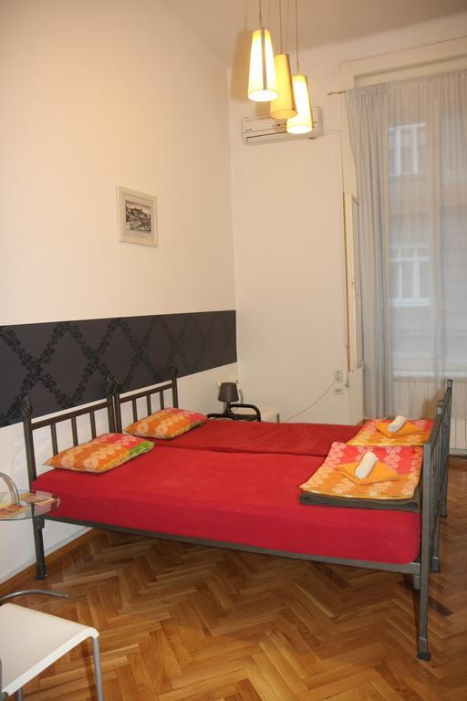 Time Hostel Beograd Phòng bức ảnh