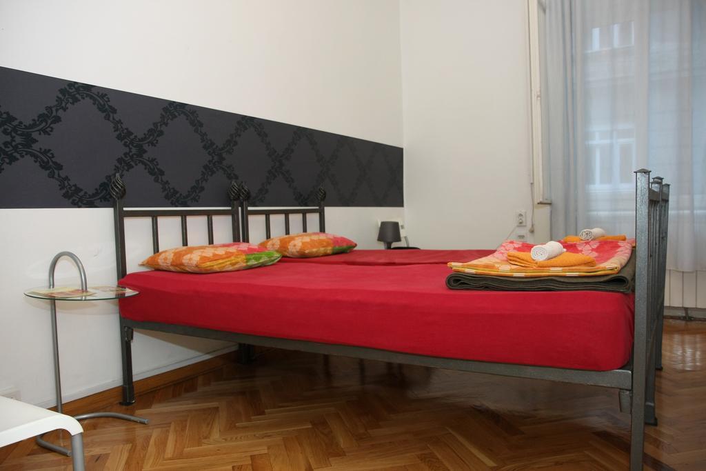Time Hostel Beograd Phòng bức ảnh